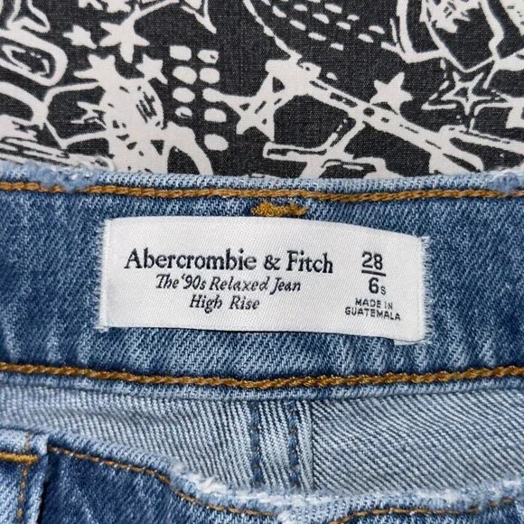 👖 Abercrombie & Fitch “The 90s Relaxed Jean” high-rise size 28/6s - Picture 4 of 7